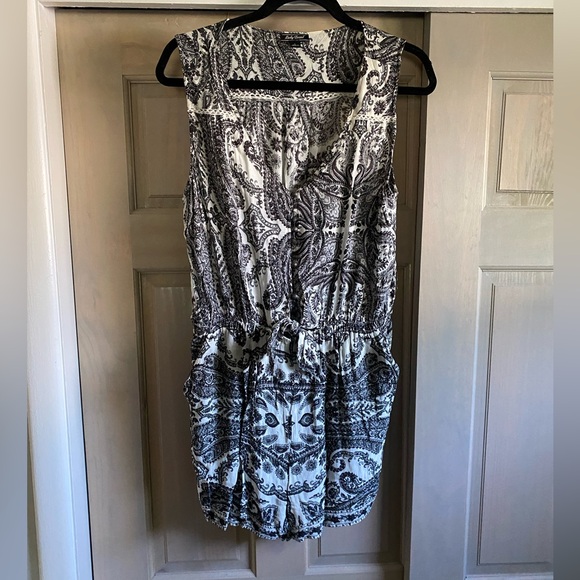 Women’s Lucky Brand  short Romper size Large - Picture 1 of 8